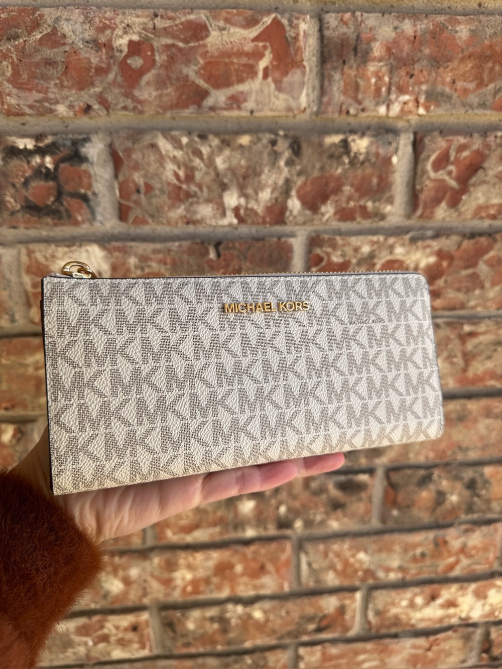 Michael Kors Cream MK Logo Zip Wallet with Gold Hardware